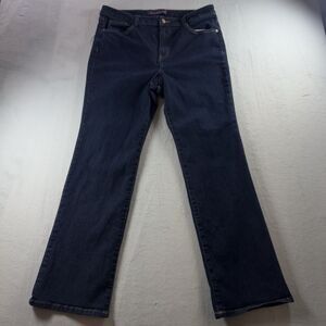 Gloria Vanderbilt Jean Women's Size 14 Stretch Denim bootcut Color Blue